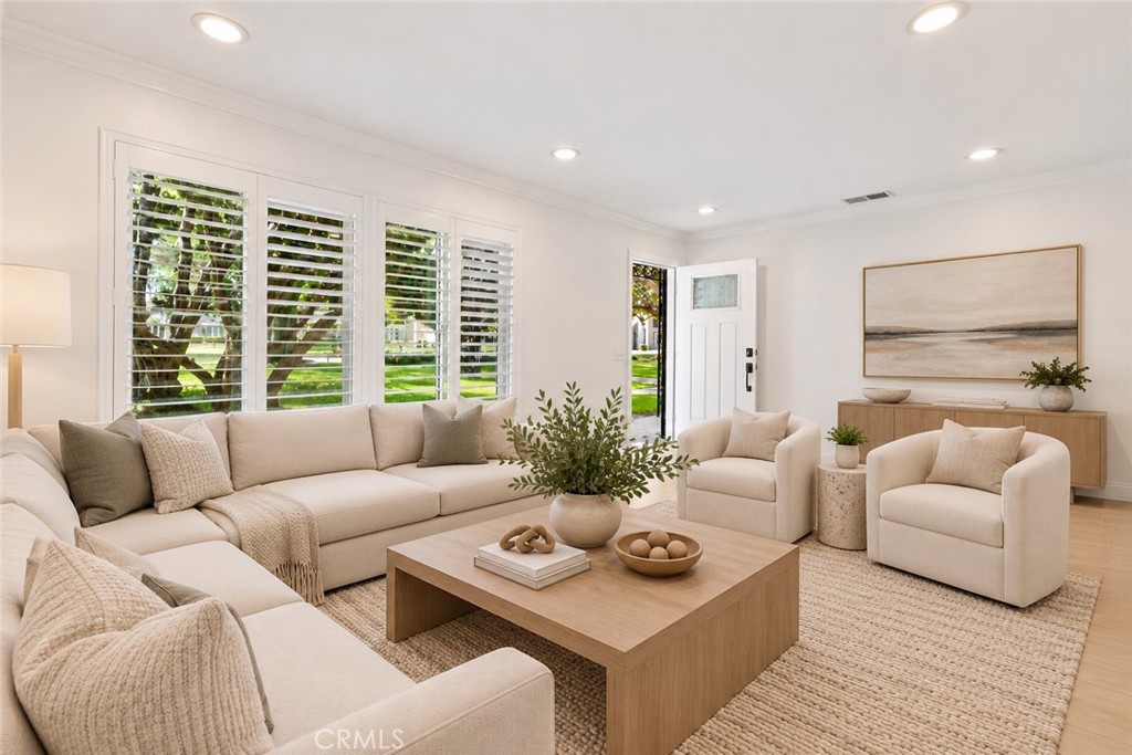 AI staging - 3165 College, Costa Mesa CA 92626 - photo 3