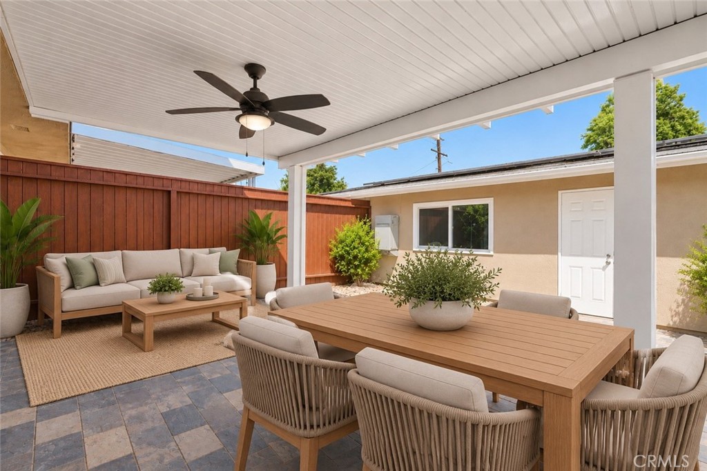 AI staging - 3165 College, Costa Mesa CA 92626 - photo 20