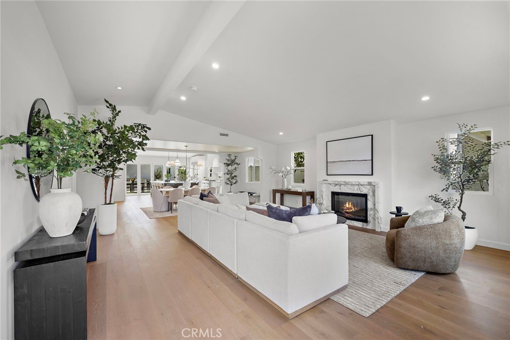 317 Walnut Street, Costa Mesa CA 92627 - photo 8