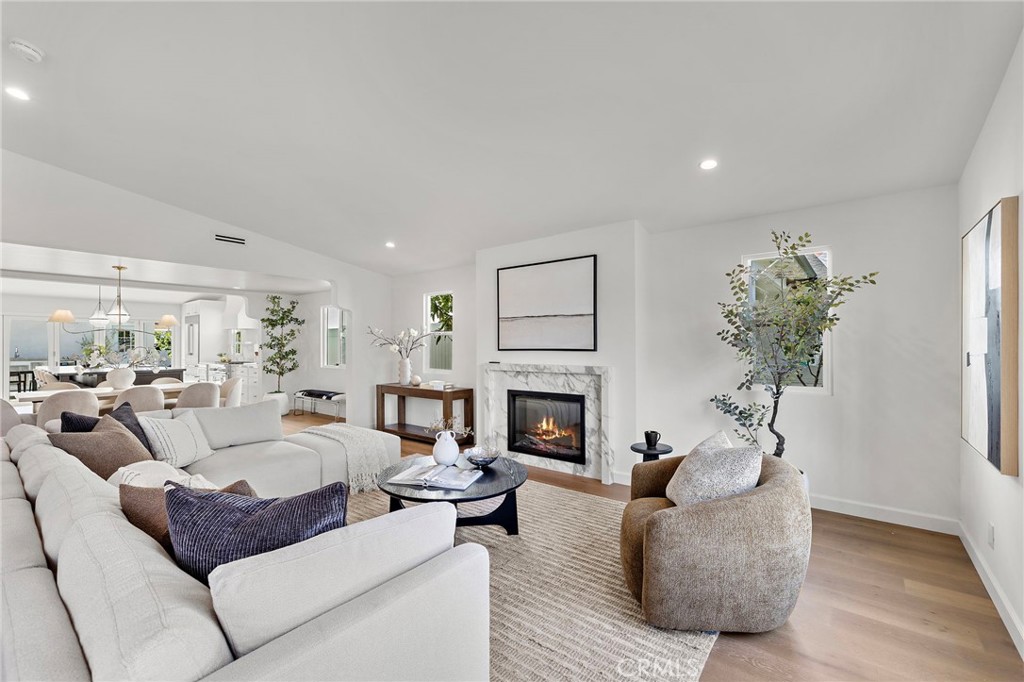 317 Walnut Street, Costa Mesa CA 92627 - photo 9