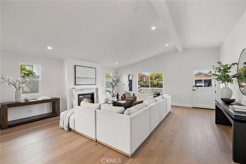 317 Walnut Street, Costa Mesa CA 92627 - photo 12