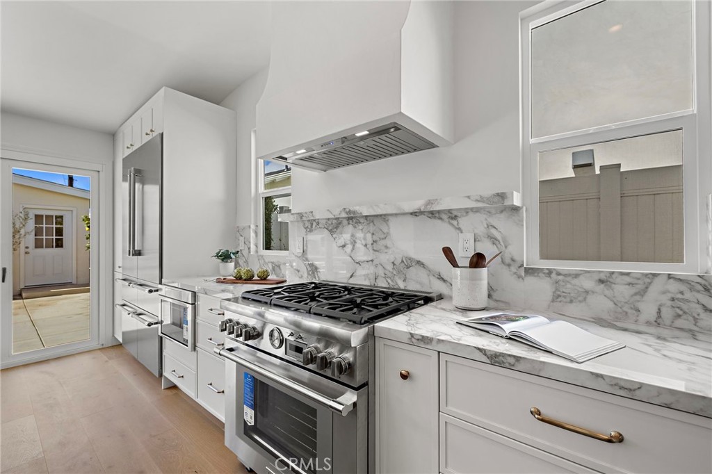 317 Walnut Street, Costa Mesa CA 92627 - photo 23