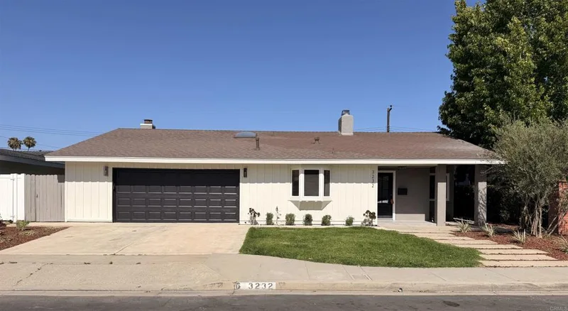 3232 Idaho Pl, Costa Mesa, CA 92626