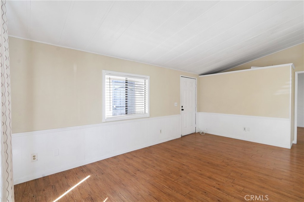 Living Area - 327 W Wilson 80, Costa Mesa CA 92627 - photo 6