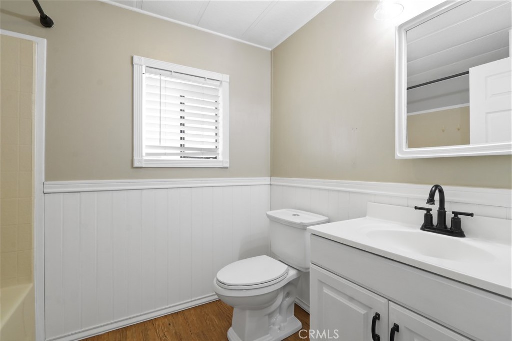 Full Bathroom - Remodeled - 327 W Wilson 80, Costa Mesa CA 92627 - photo 12