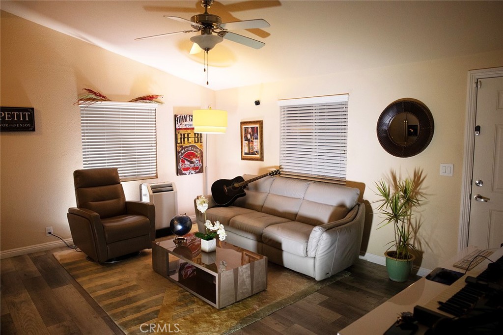 327 W Wilson Street 23, Costa Mesa CA 92627 - photo 6