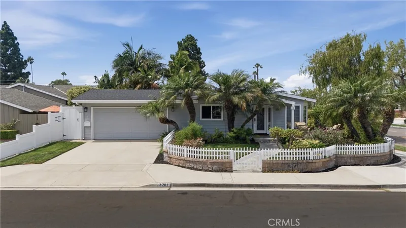 3281 Michigan Avenue, Costa Mesa, CA 92626