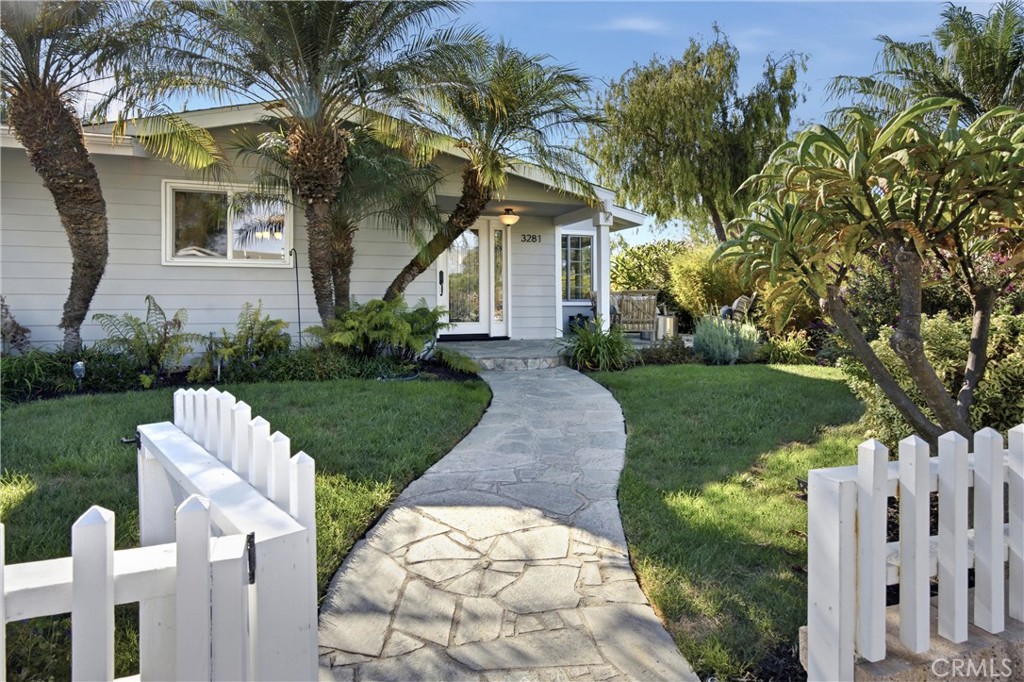 3281 Michigan Avenue, Costa Mesa CA 92626 - photo 3