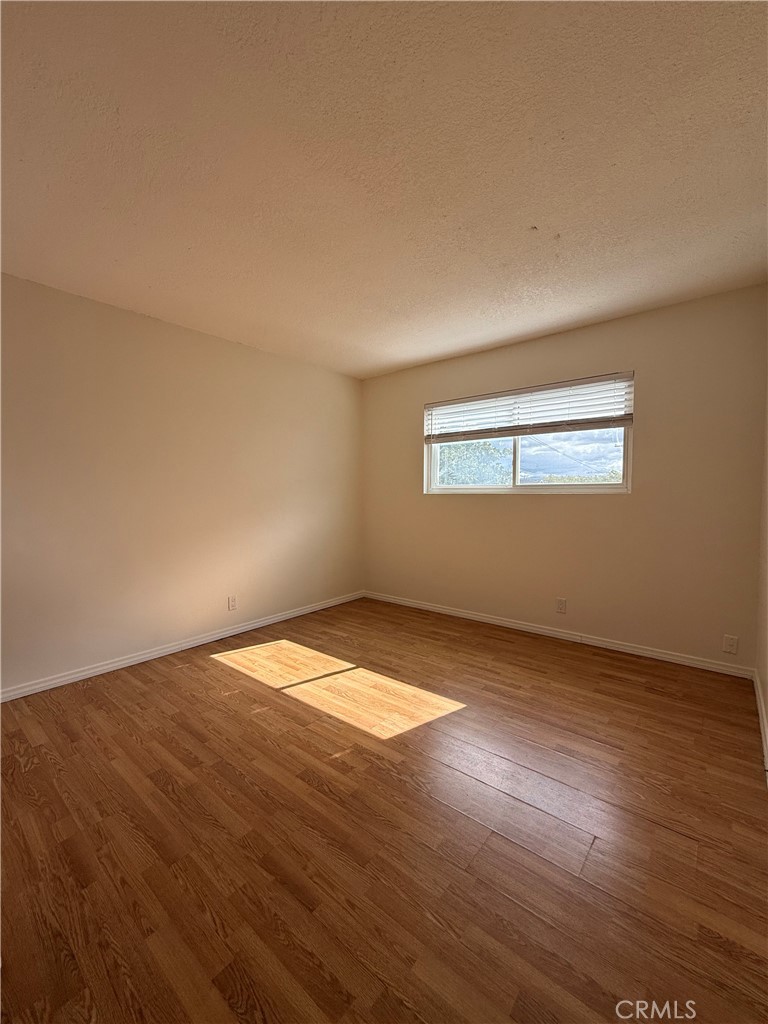 Bright bedrooms - 333 Magnolia 331, Costa Mesa CA 92627 - photo 11