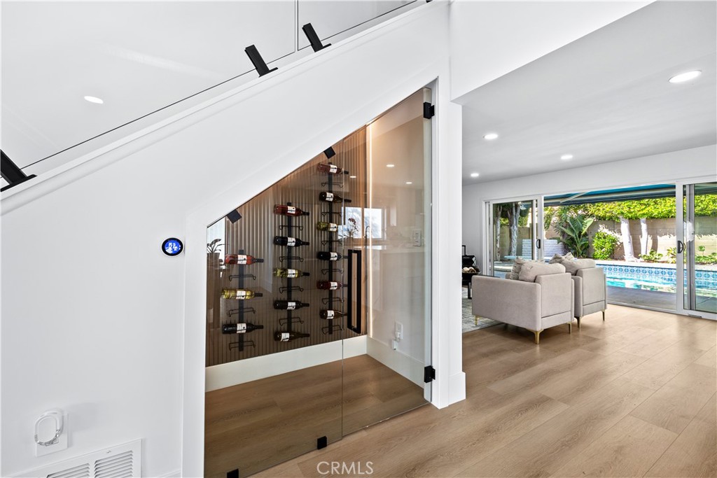 Wine​​‌​​​​‌​​‌‌​​‌‌​​‌‌​​‌​​​‌‌​‌​​​​‌‌​‌​​ Room - 3368 California, Costa Mesa CA 92626 - photo 8