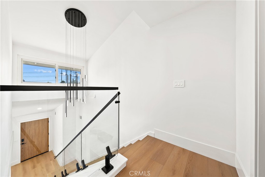 Upstairs - 3368 California, Costa Mesa CA 92626 - photo 23