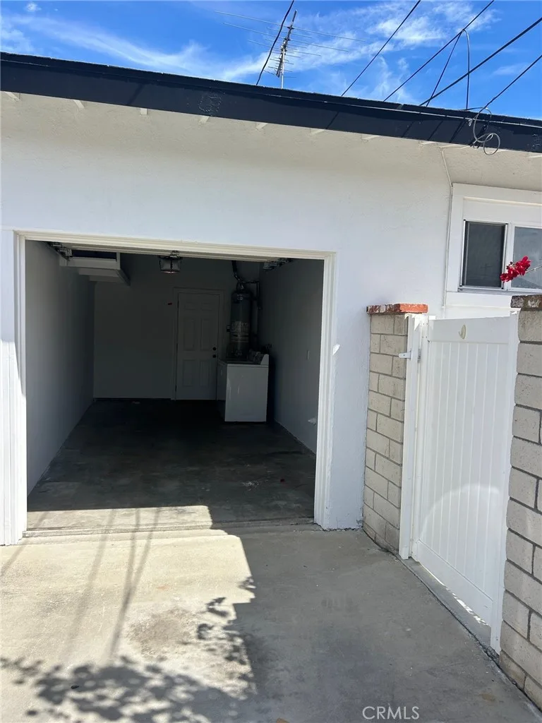 337 B Broadway, Costa Mesa, CA 92627