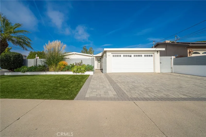 348 Hamilton, Costa Mesa, CA 92627