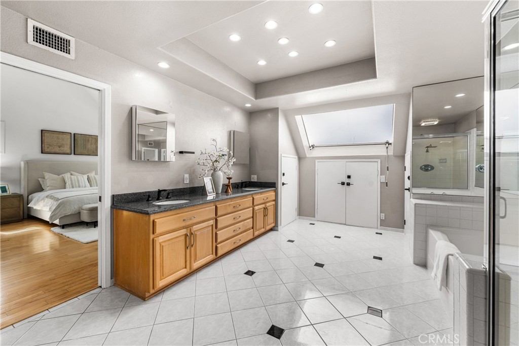 3480 Windsor Court, Costa Mesa CA 92626 - photo 22