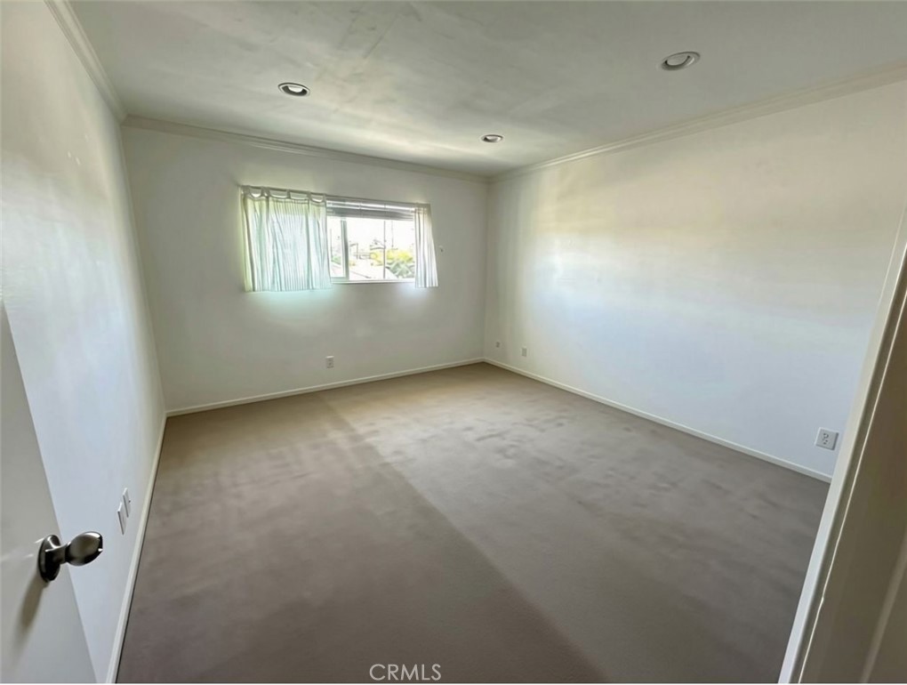 356 E 20TH Street C, Costa Mesa CA 92627 - photo 7