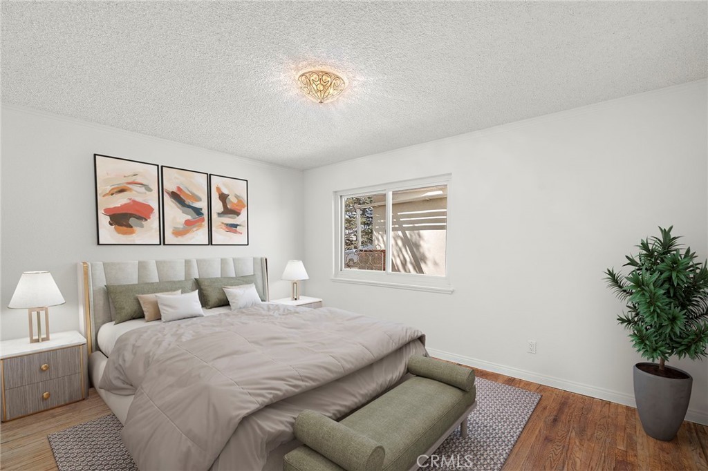 Virtually staged 1st floor en-suite - 360 Bucknell Road, Costa Mesa CA 92626 - photo 23