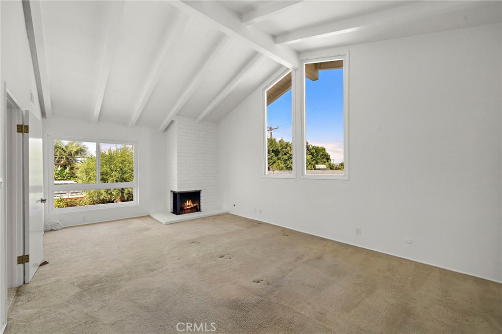 360 Bucknell Road, Costa Mesa CA 92626 - photo 25
