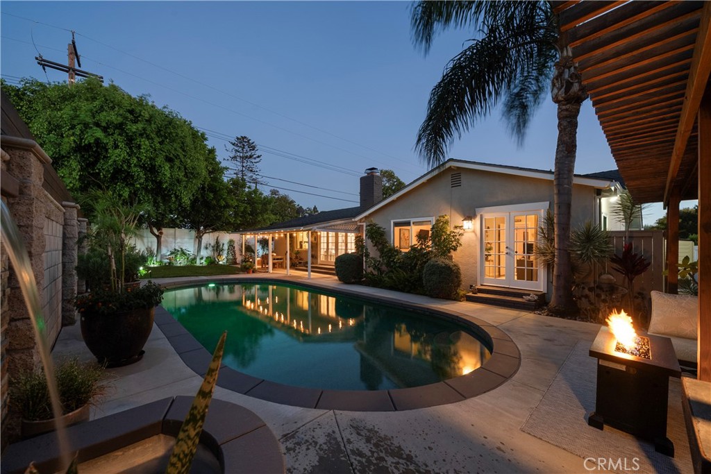 360 Villanova Road, Costa Mesa CA 92626 - photo 24