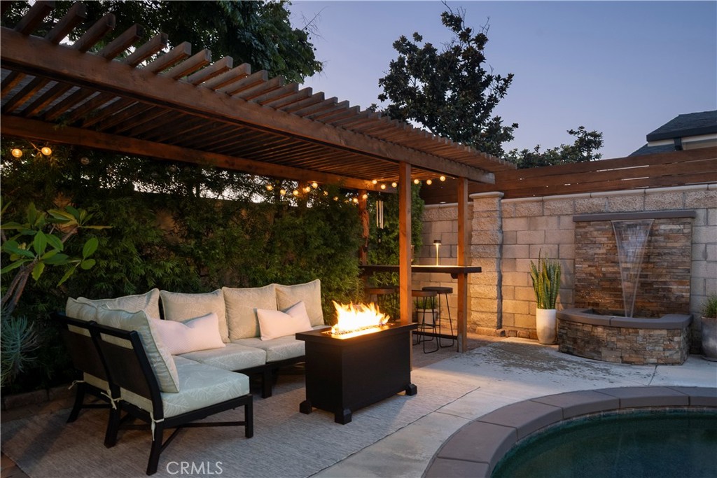 360 Villanova Road, Costa Mesa CA 92626 - photo 25