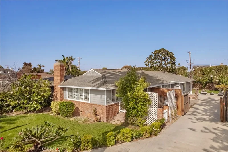 370 E 19th, Costa Mesa, CA 92627