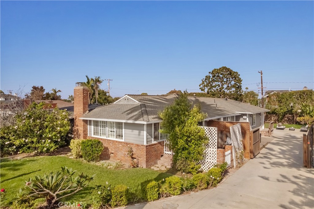 370 E 19th, Costa Mesa CA 92627 - photo 1