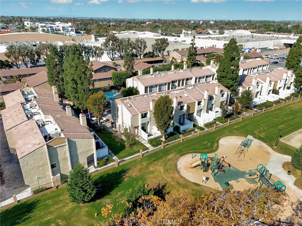 Front row - end unit: Wilson Park Townhomes - 380 W Wilson Street C101, Costa Mesa CA 92627 - photo 1