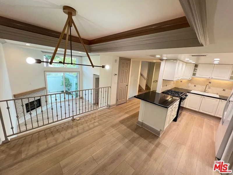 380 W Wilson Street E105, Costa Mesa