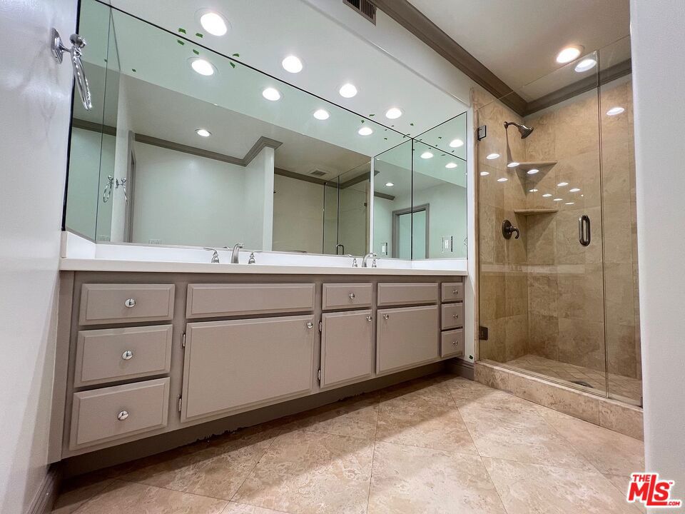 380 W Wilson Street E105, Costa Mesa CA 92627 - photo 7
