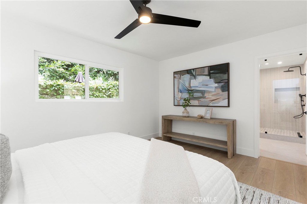 Primary Bedroom En-suite - 394 Magnolia Street, Costa Mesa CA 92627 - photo 23
