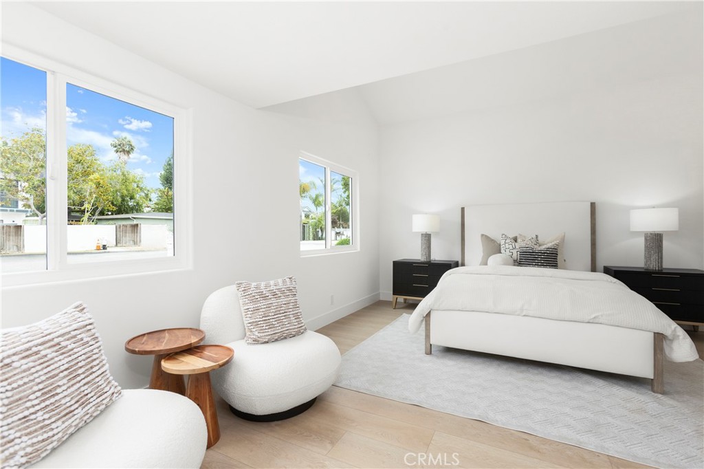 Primary #2 En-suite (Bedroom 4) - 394 Magnolia Street, Costa Mesa CA 92627 - photo 32