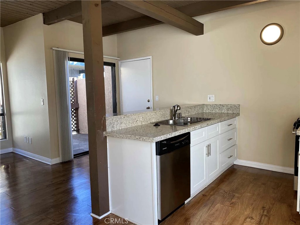 399 W Bay C202, Costa Mesa CA 92627 - photo 6
