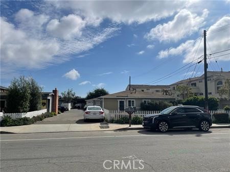 435 Hamilton Street B, Costa Mesa CA 92627 - photo 2