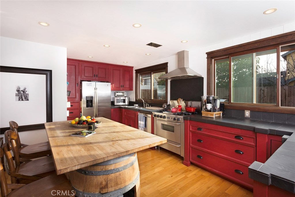437 16th Place, Costa Mesa CA 92627 - photo 1