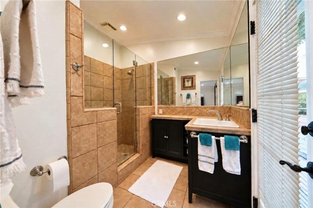 Primary bathroom - 474 Ogle Street, Costa Mesa CA 92627 - photo 16