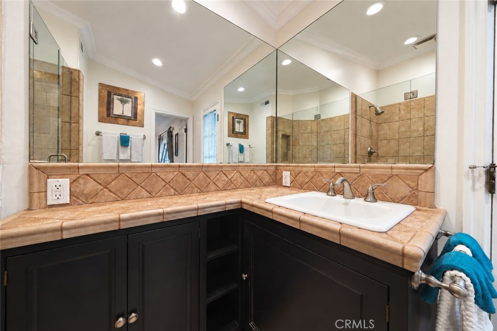 474 Ogle Street, Costa Mesa CA 92627 - photo 17