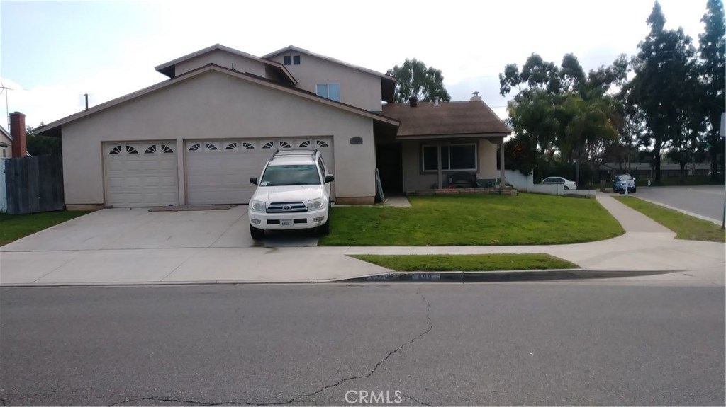 499 Pierpont Drive, Costa Mesa CA 92626 - photo 1