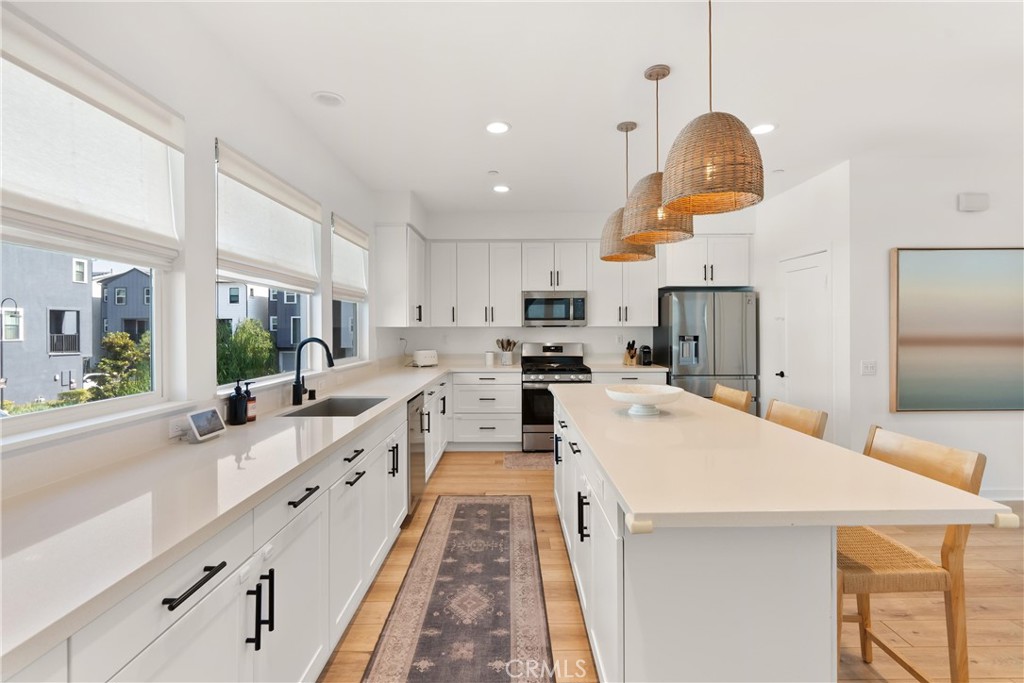 519 Caleigh Lane, Costa Mesa CA 92627 - photo 1
