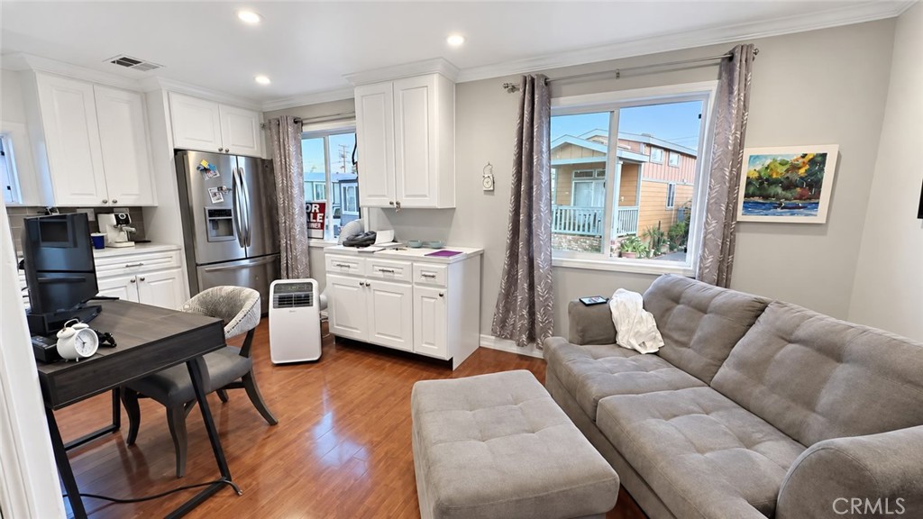 525 Fairfax, Costa Mesa CA 92627 - photo 3