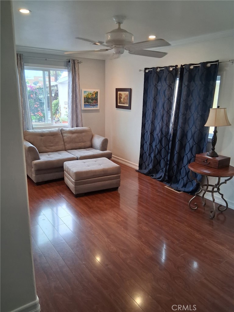 525 Fairfax, Costa Mesa CA 92627 - photo 16