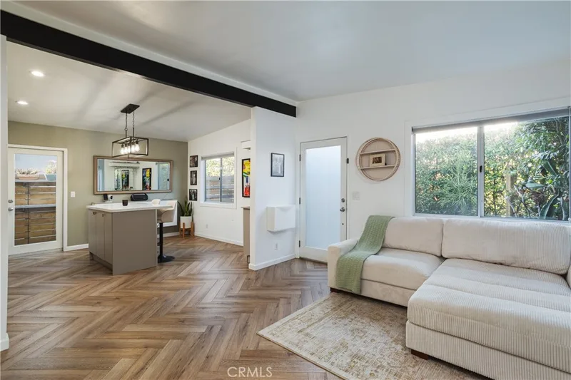 541 A Bernard St, Costa Mesa, CA 92627