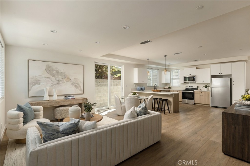 547 Bernard Street, Costa Mesa CA 92627 - photo 6