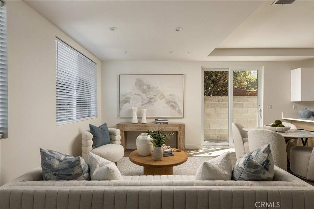 547 Bernard Street, Costa Mesa CA 92627 - photo 8