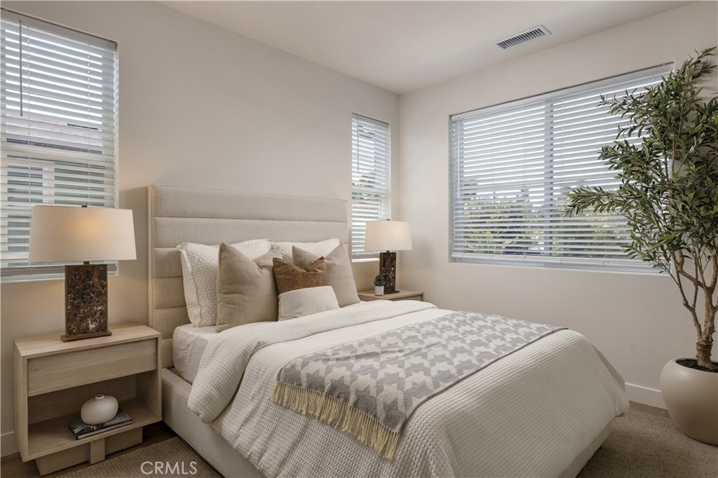 547 Bernard Street, Costa Mesa CA 92627 - photo 16