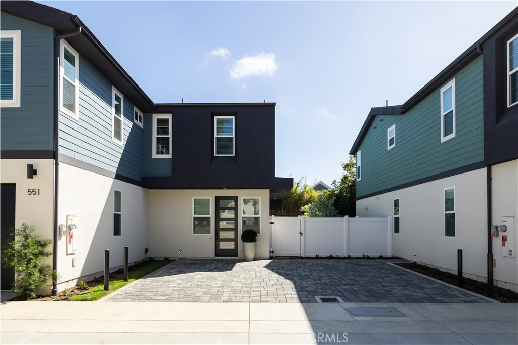 551 Bernard, Costa Mesa CA 92627 - photo 24