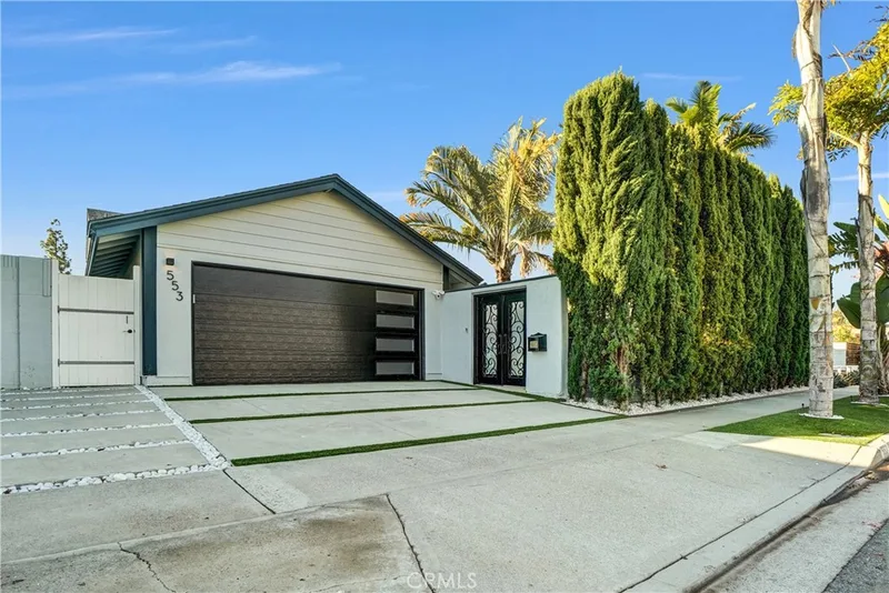 553 Sturgeon Drive, Costa Mesa, CA 92626