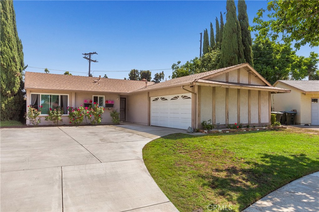 586 Marquette Circle, Costa Mesa CA 92626 - photo 1