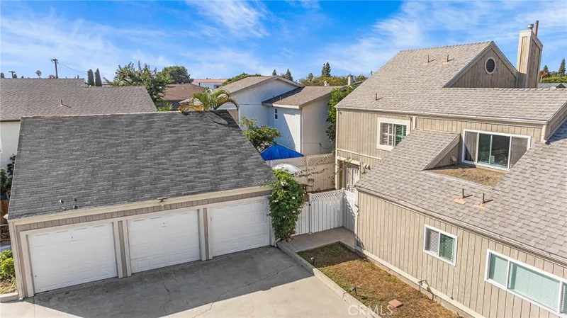 594 Hamilton St 5, Costa Mesa, CA 92627