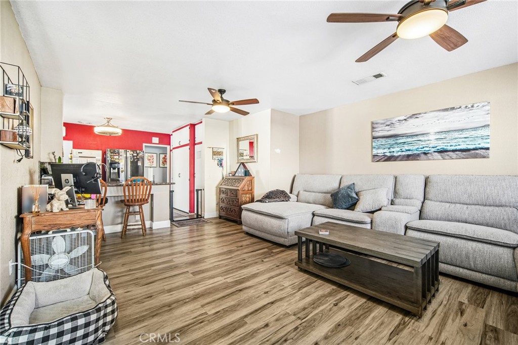 604 Knowell, Costa Mesa CA 92627 - photo 5