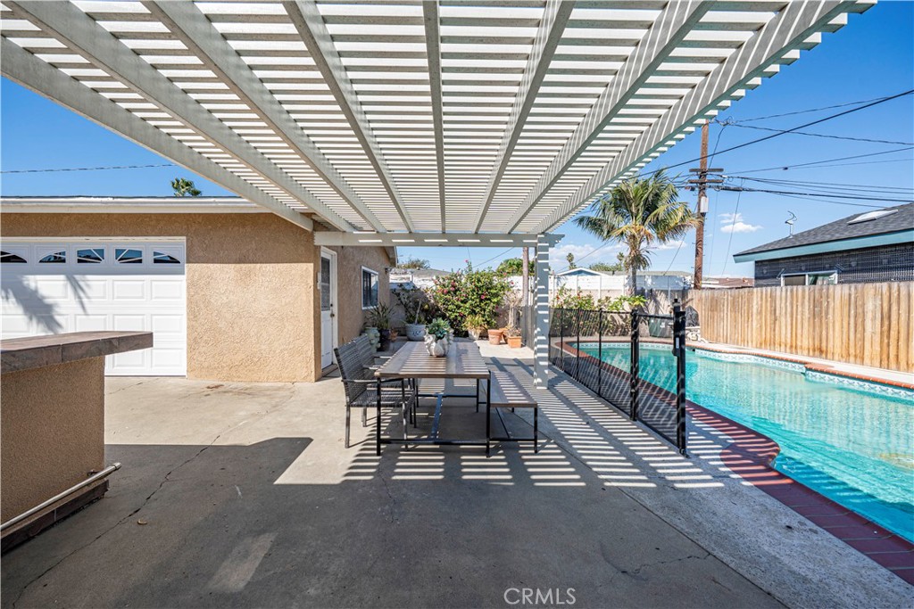 610 W Bay Street, Costa Mesa CA 92627 - photo 20
