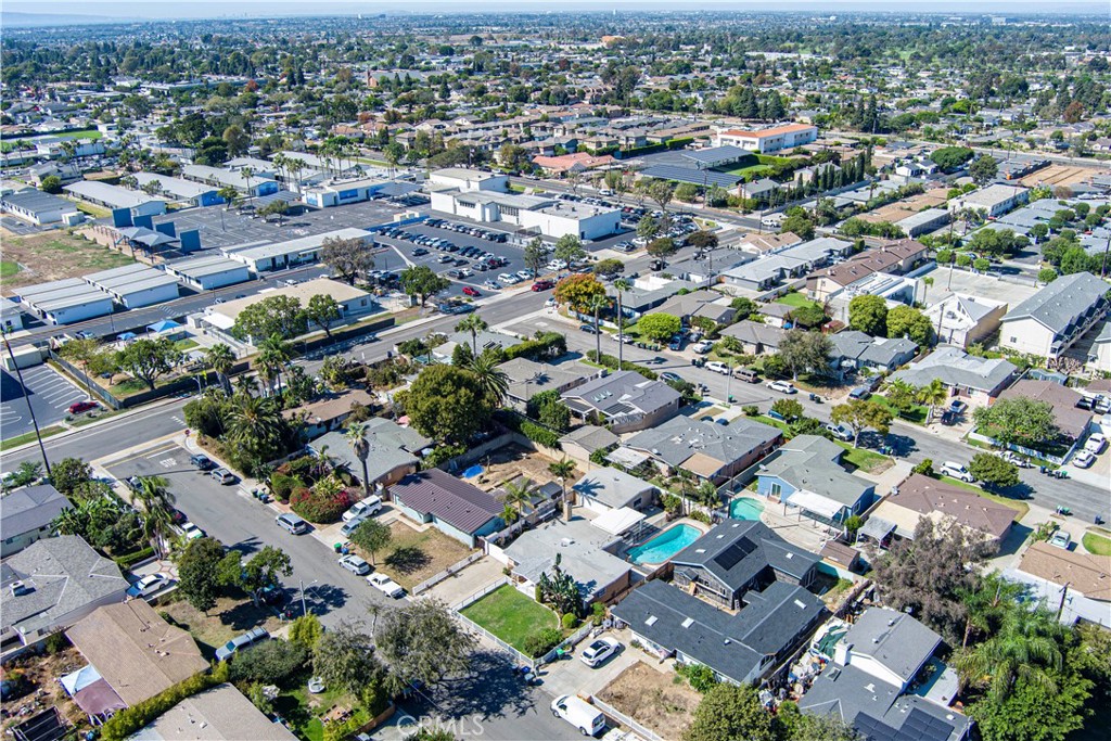 610 W Bay Street, Costa Mesa CA 92627 - photo 45
